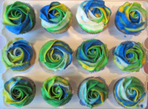 Cupcakes in the PFA / Portland flag colors, courtesy of Keryn Anchel.  