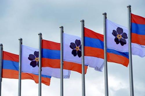 armenian-and-forgetmenot-flags