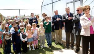 Mississippi kindergartners pledging.  From the News-Herald of Southgate, Mississippi.